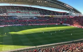 冰壶女子世锦赛：中国队晋级四强